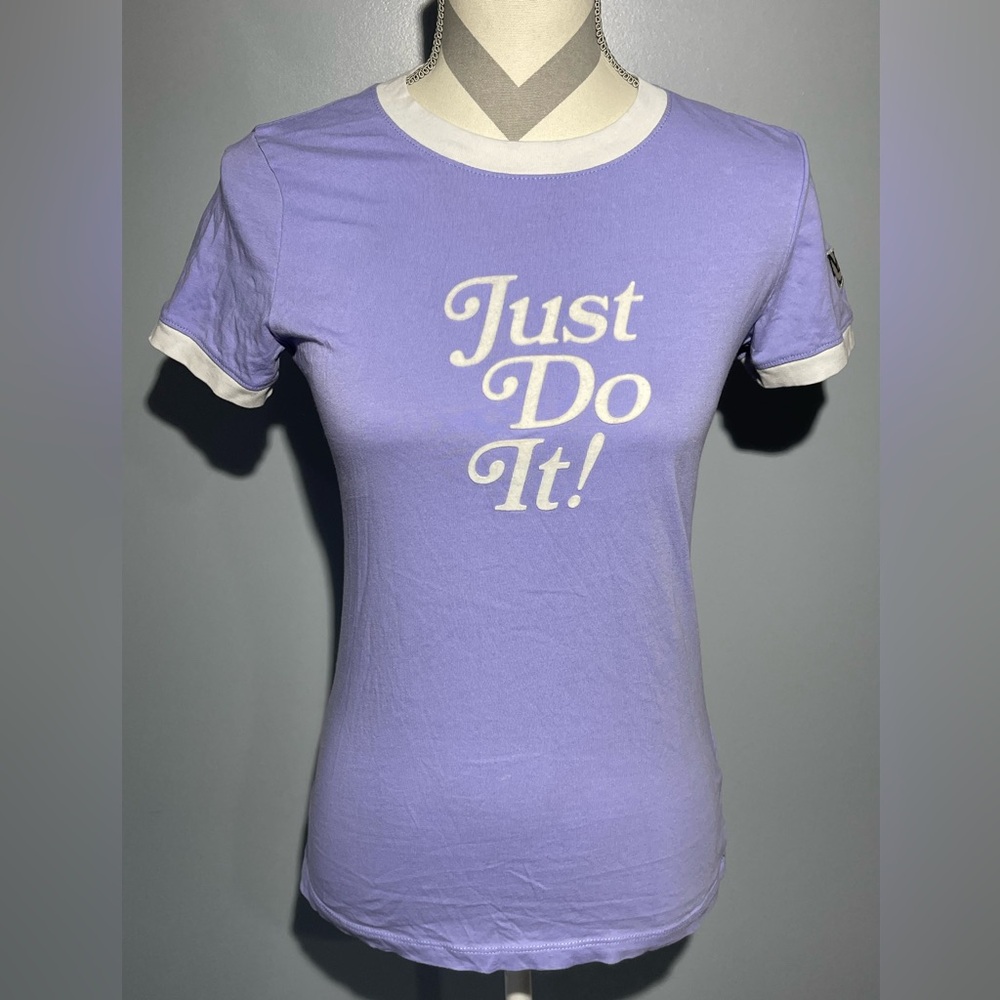 Nike Women's Purple T-Shirt